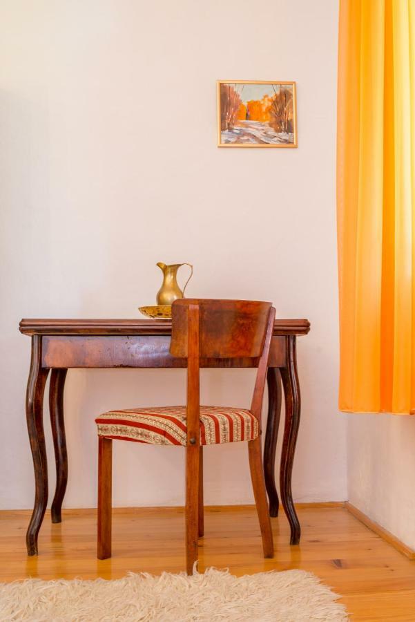 Apartment Tri Mudraca Karanac Eksteriør bilde